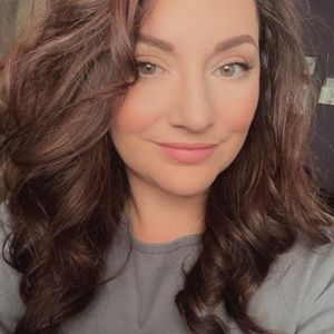 Meet your Posher, Kristen